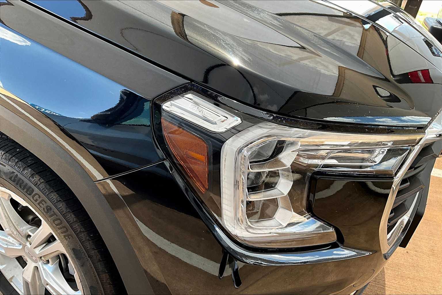 2024 Gmc Terrain SLE photo 24
