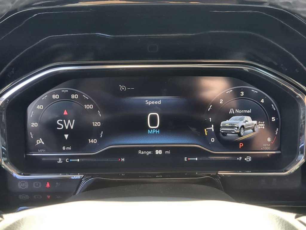 2025 Chevrolet Silverado 1500 RST photo 4