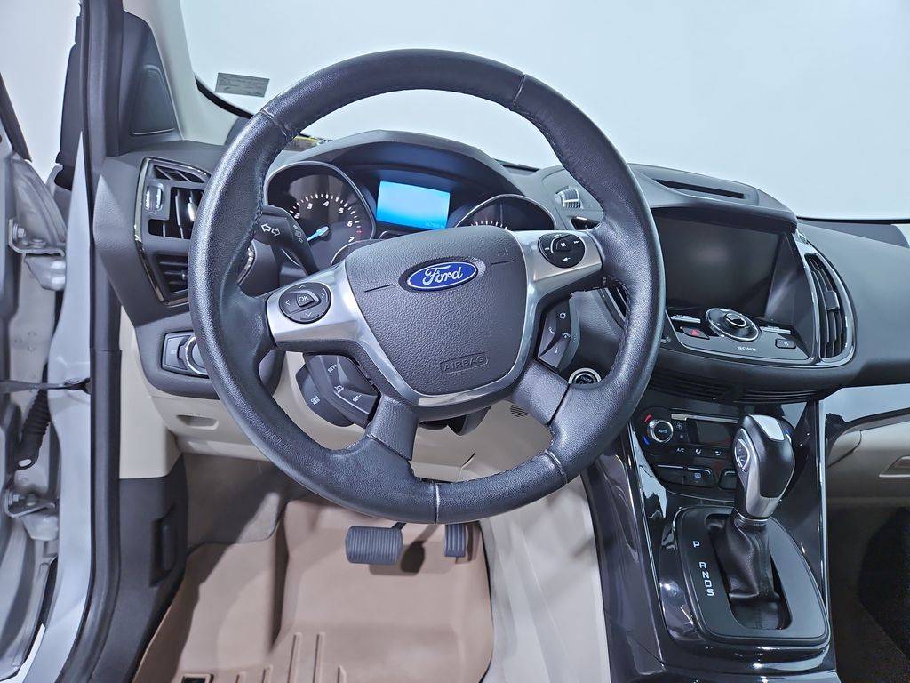 2014 Ford Escape Titanium photo 13
