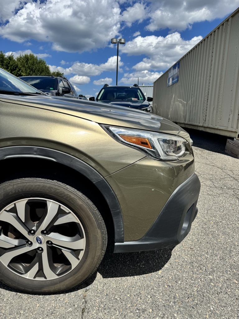 2020 Subaru Outback Limited photo 13