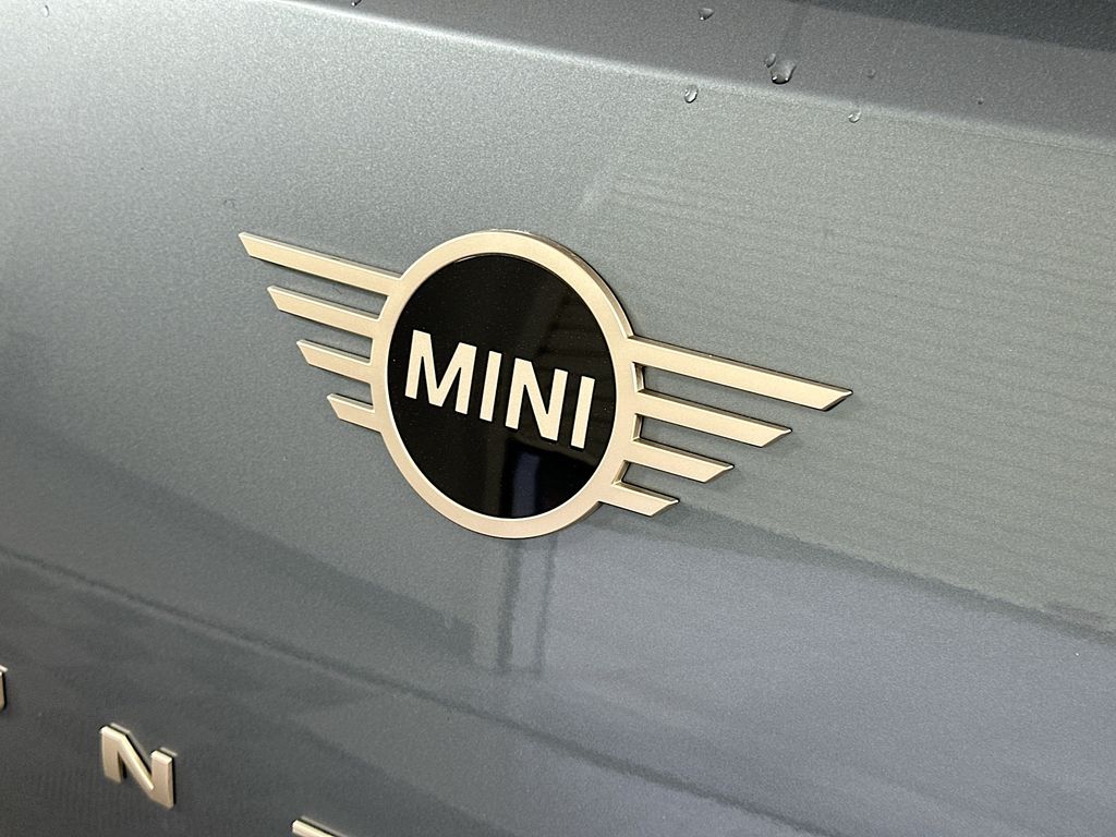 2025 Mini Countryman S ALL4 Iconic photo 21