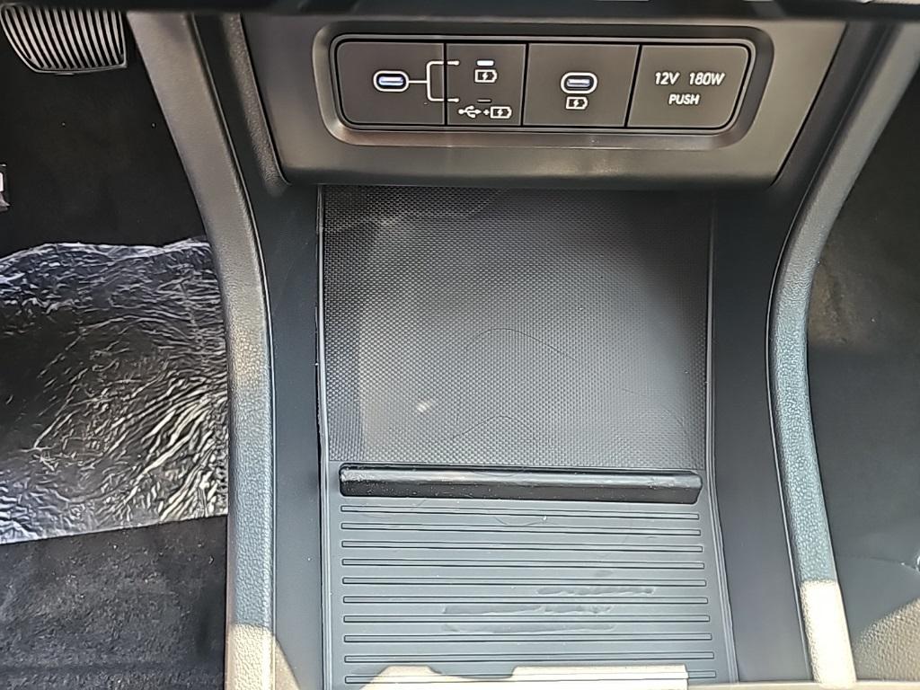 2025 Hyundai Tucson Limited photo 21