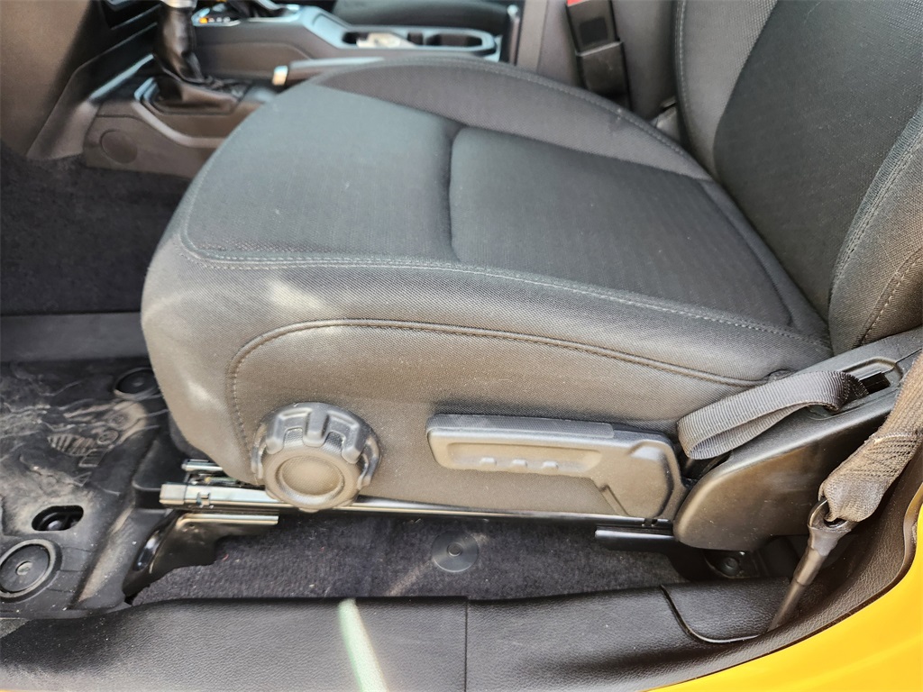 2021 Jeep Wrangler Unlimited Willys photo 19