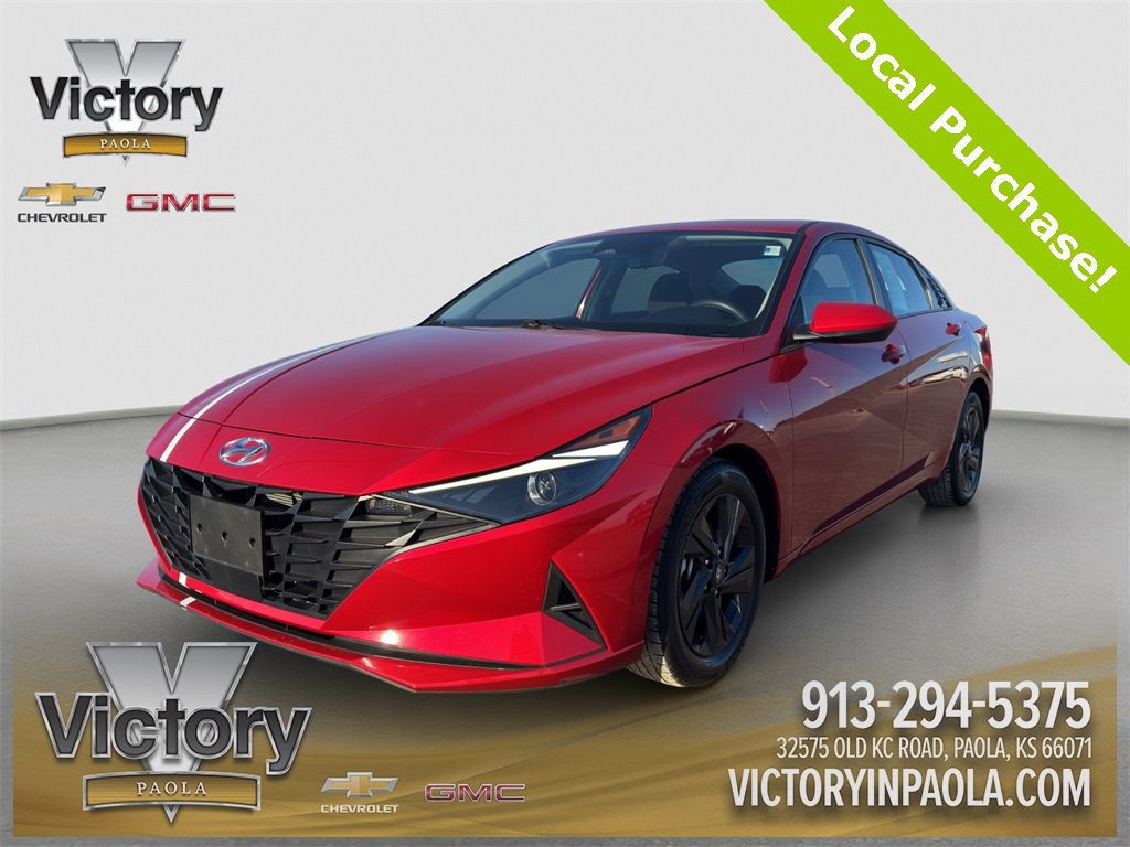 2022 Hyundai Elantra SEL's photo