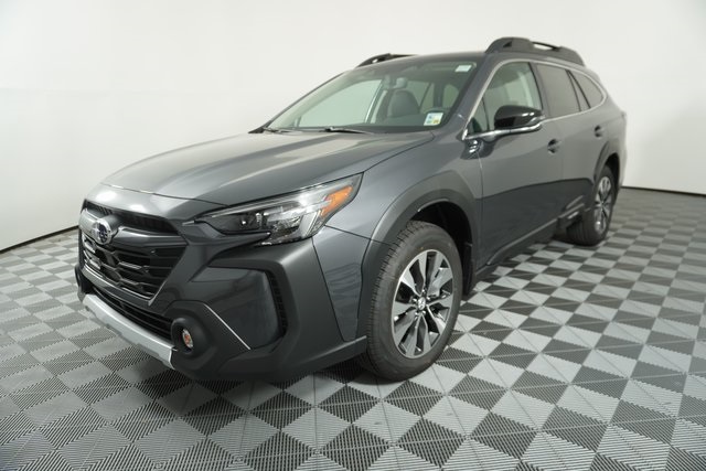 2025 Subaru Outback Limited photo 3