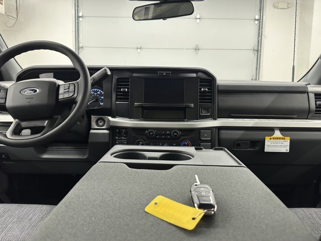 2026 Ford F-350 XLT photo 11