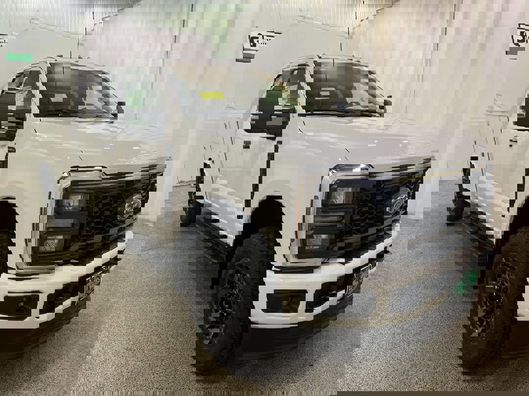 2026 Ford F-350 Super Duty XL's photo