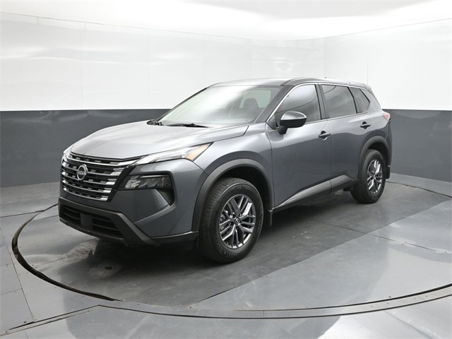 2026 Nissan Rogue S's photo