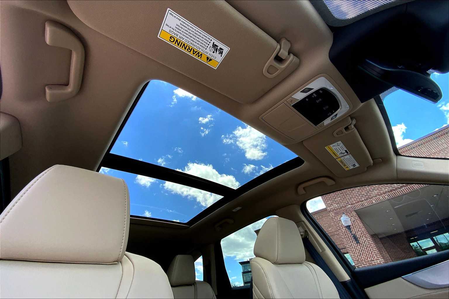 2025 Acura MDX SH-AWD photo 12