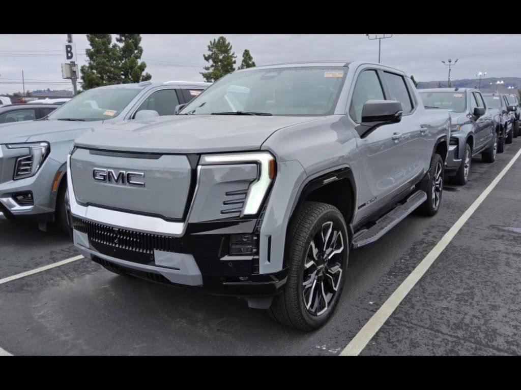 2024 GMC Sierra EV Denali's photo