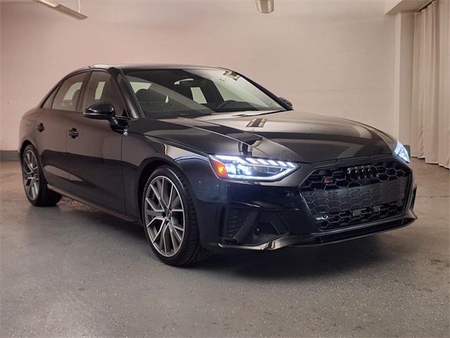 2023 Audi S4 Base Premium Plus photo 3