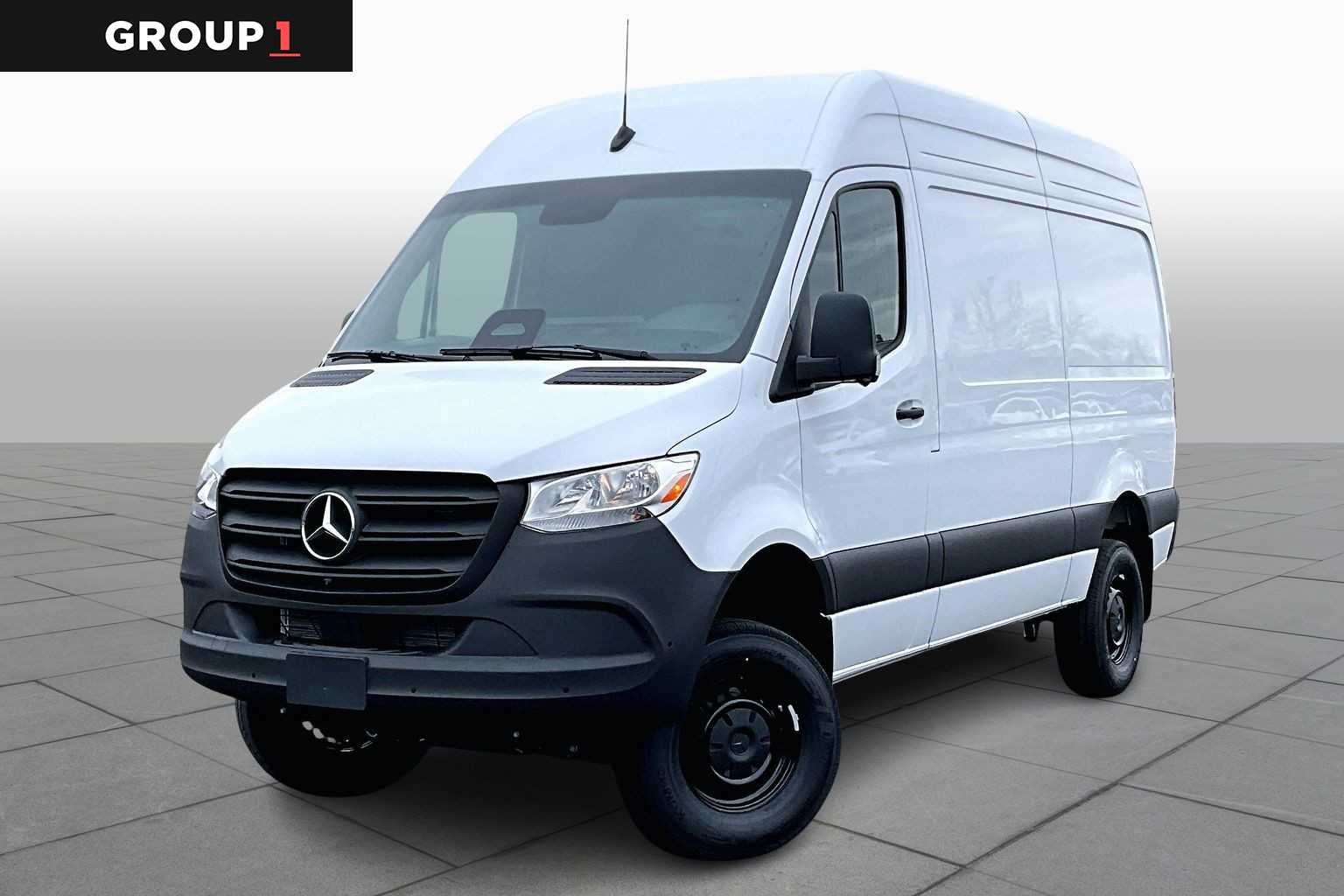 2026 Mercedes-Benz Sprinter Cargo Van Base's photo