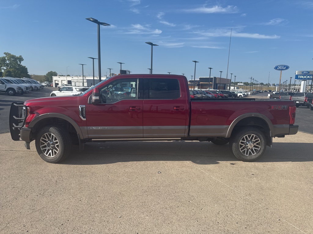 2019 Ford F-350 King Ranch photo 2