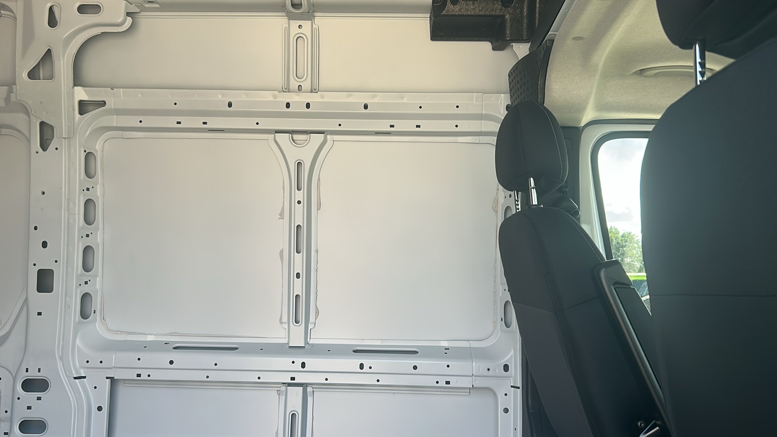 2026 Ram ProMaster 3500 photo 25