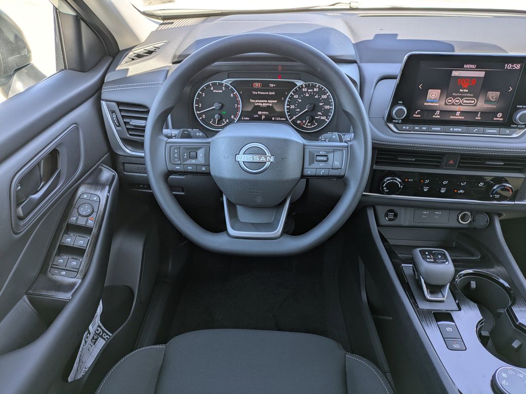 2026 Nissan Rogue S photo 12