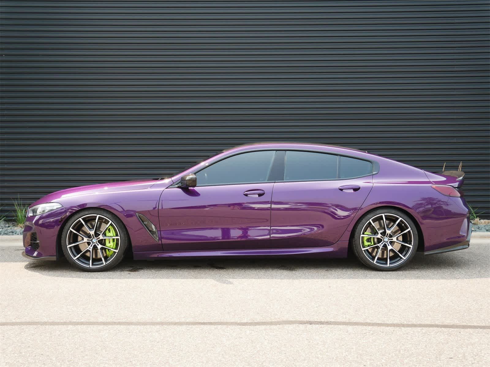 Used 2022 BMW 8 Series M850i with VIN WBAGV8C02NCK22195 for sale in Saint Paul, Minnesota