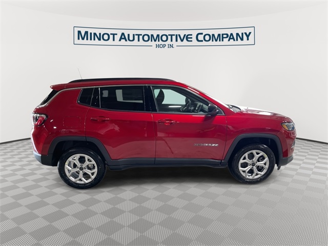 2025 Jeep Compass Latitude photo 7