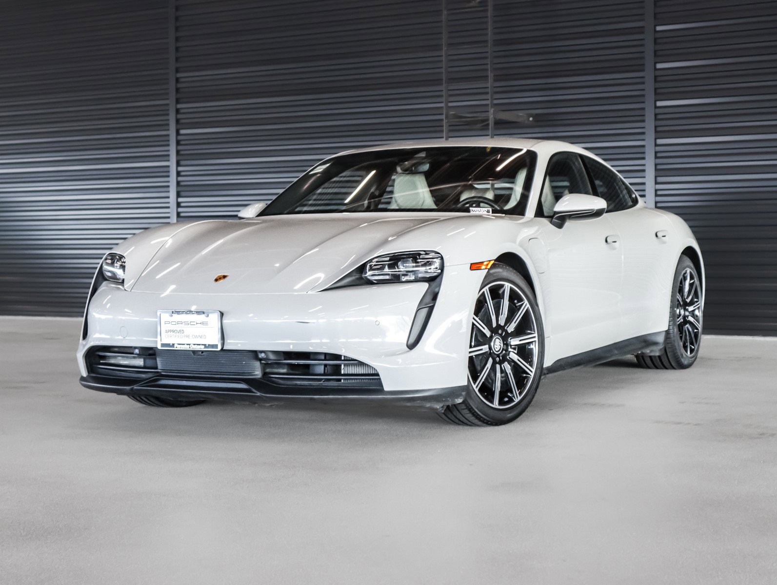 2022 Porsche Taycan