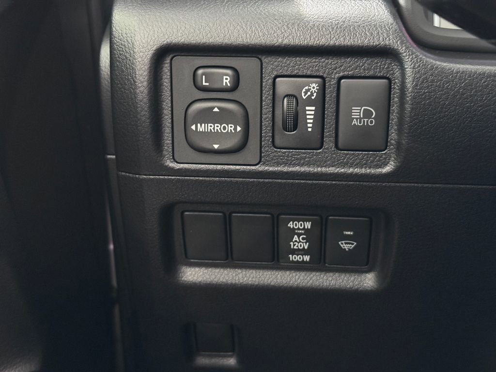 2024 Toyota 4Runner SR5 Premium photo 19