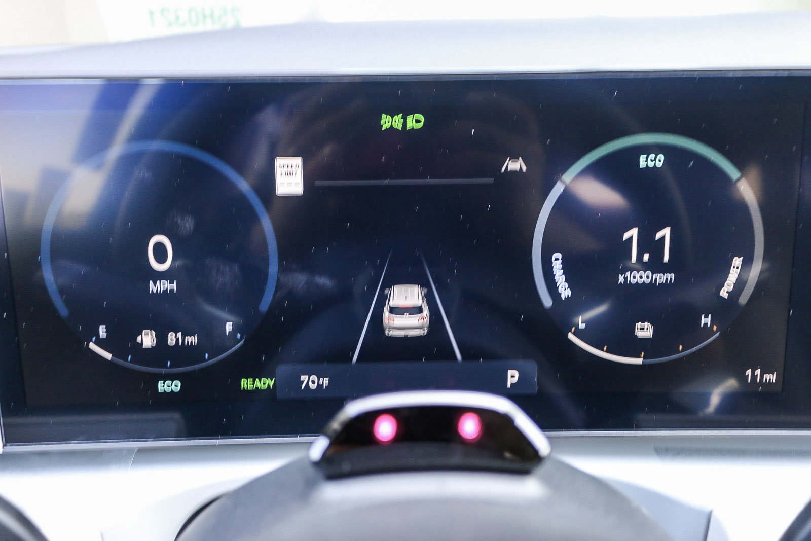 New 2025 Titan Gray Hyundai SEL Convenience image 27