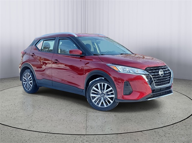 2023 Nissan Kicks SV's photo