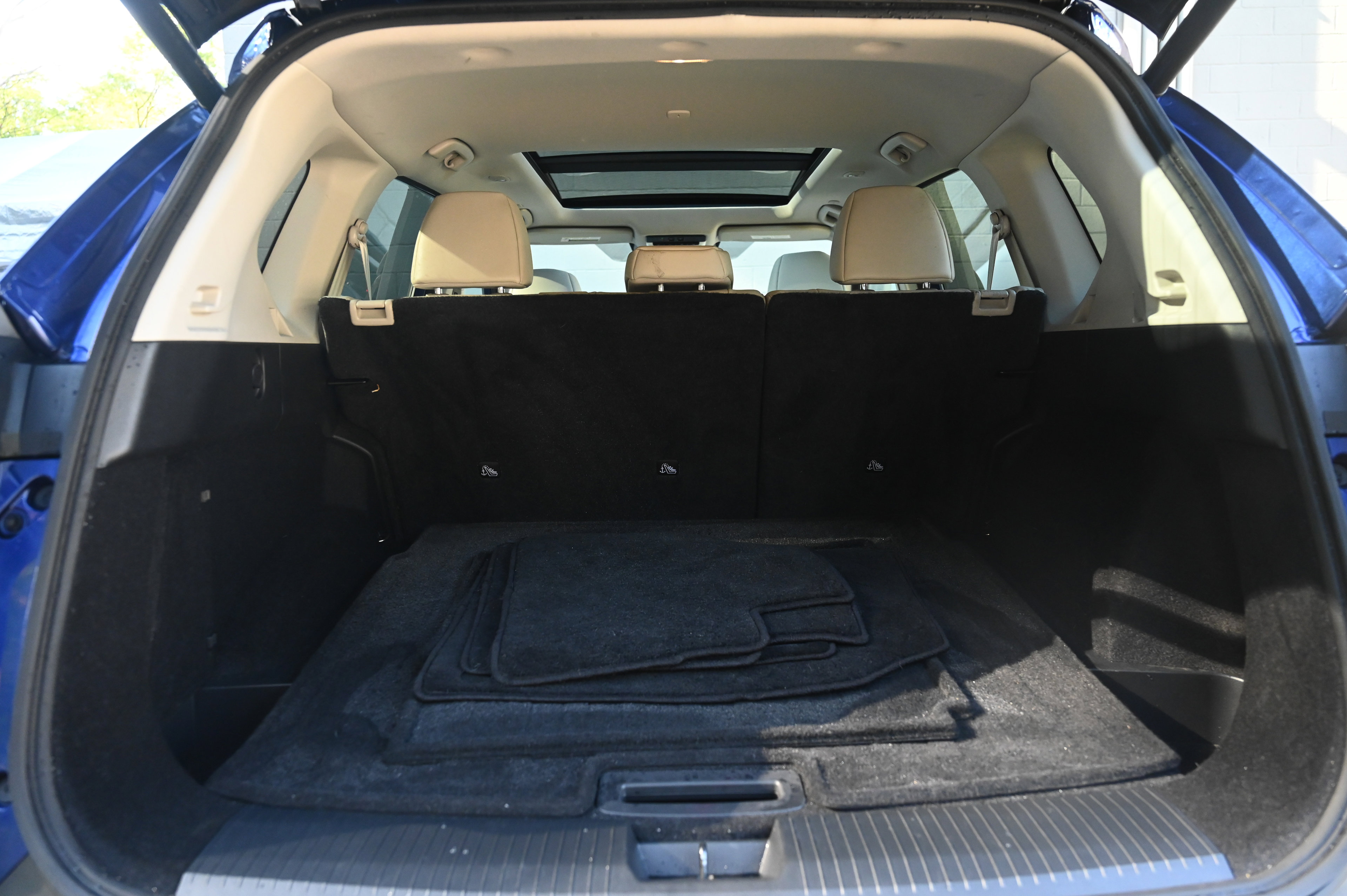 2022 Nissan Rogue SV photo 33
