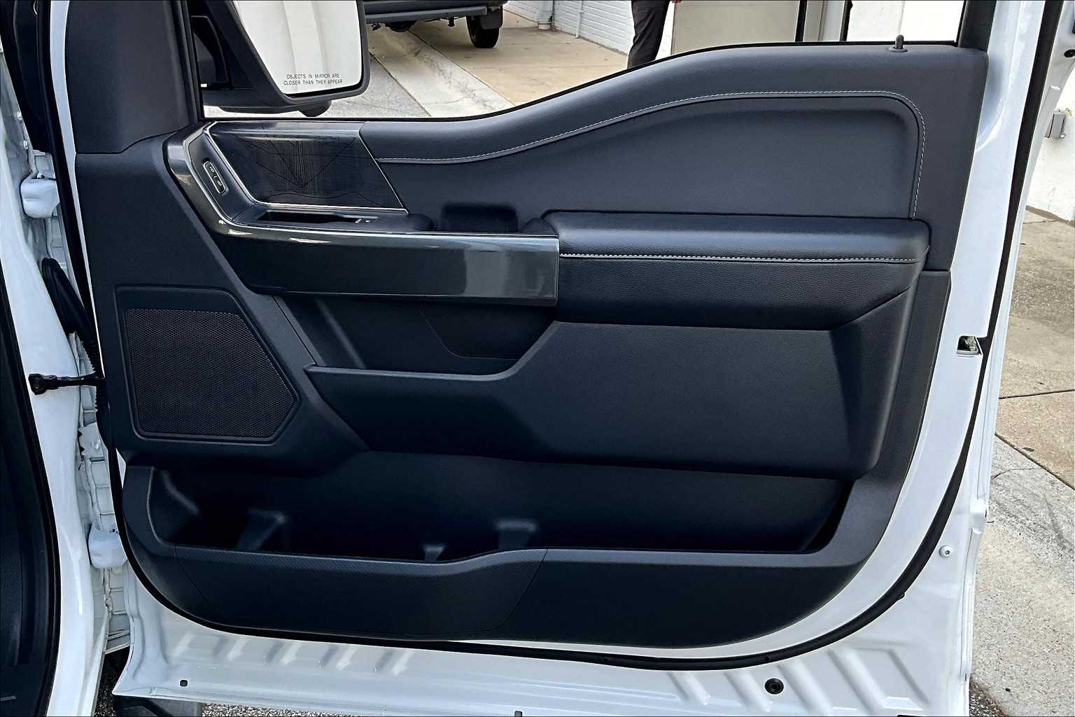 2023 Ford F-150 XLT photo 20