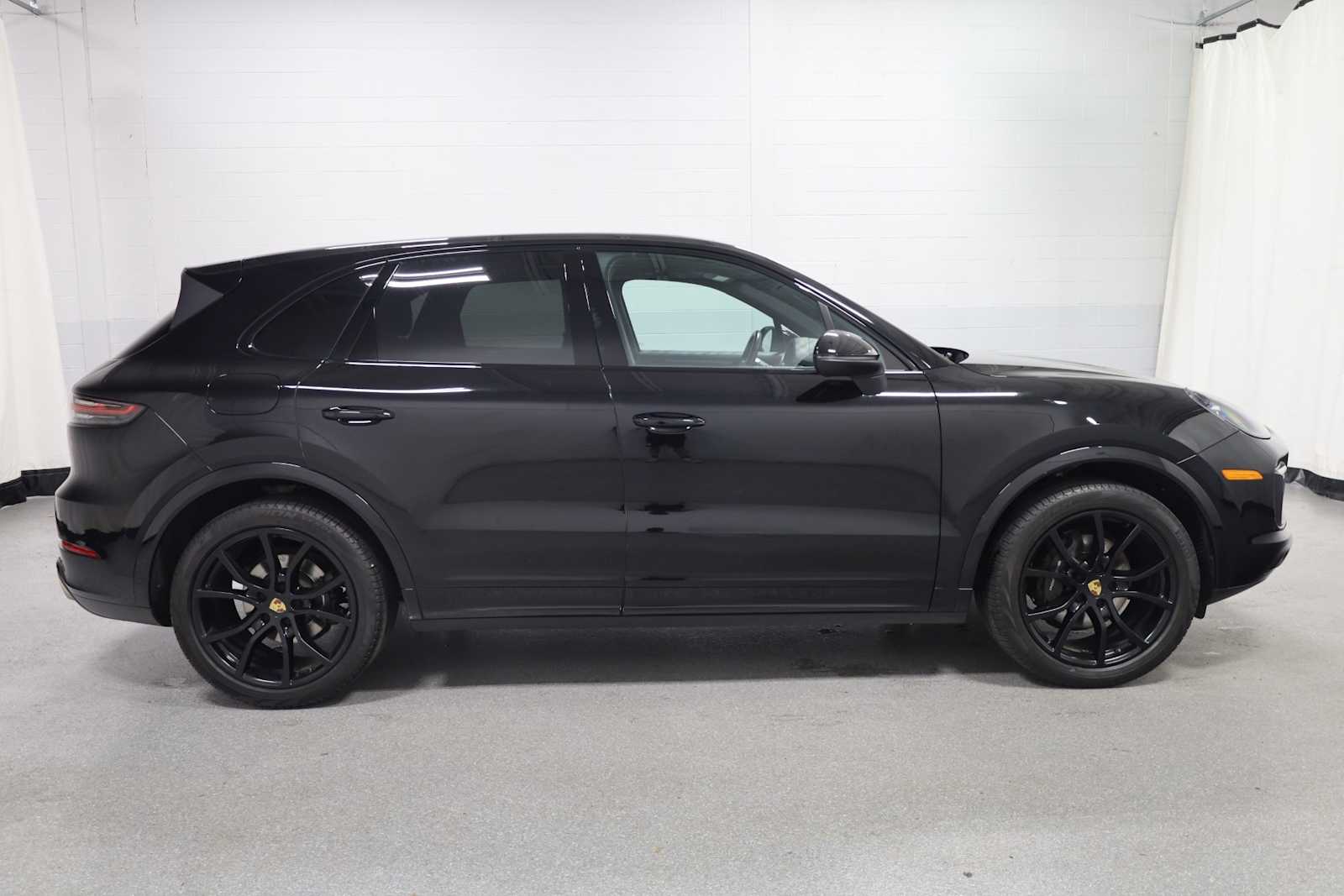 2020 Porsche Cayenne photo 9