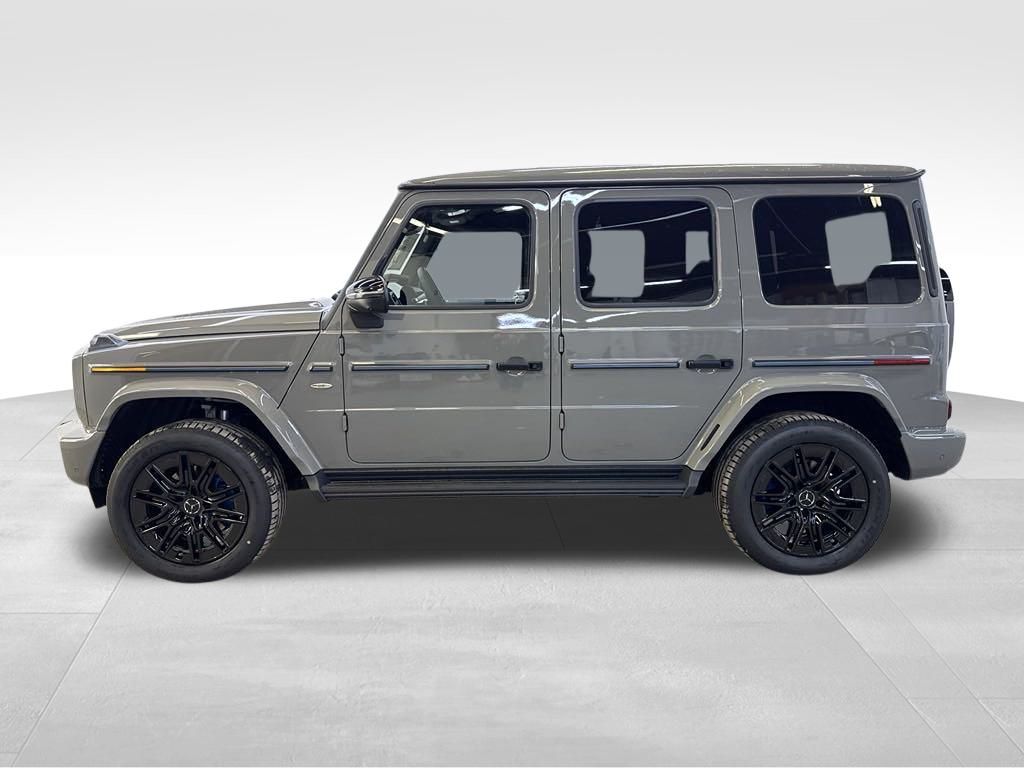 2025 Mercedes Benz G photo 3