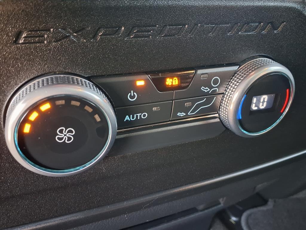 2021 Ford Expedition MAX XLT photo 24