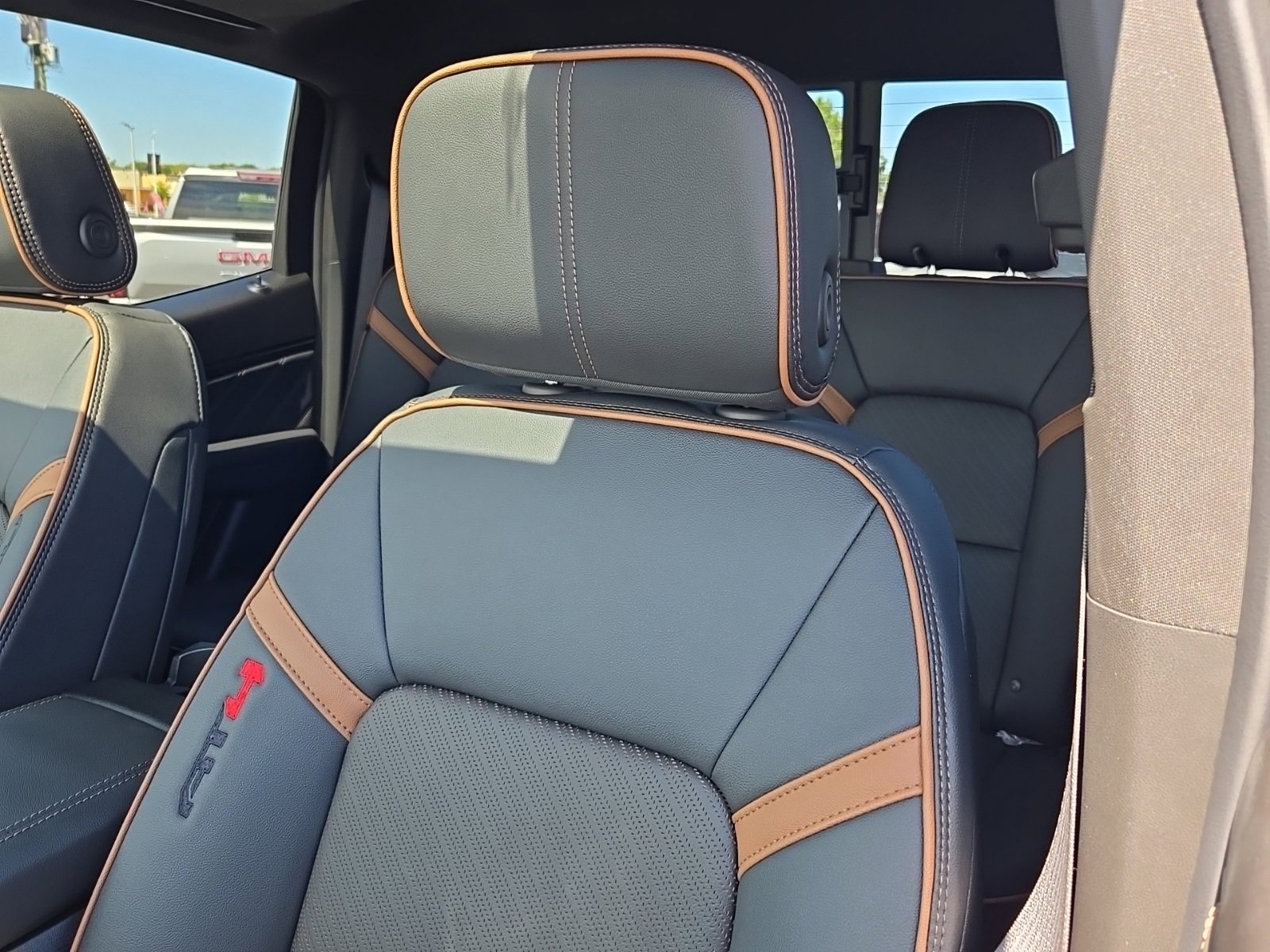2026 Gmc Canyon AT4 photo 13