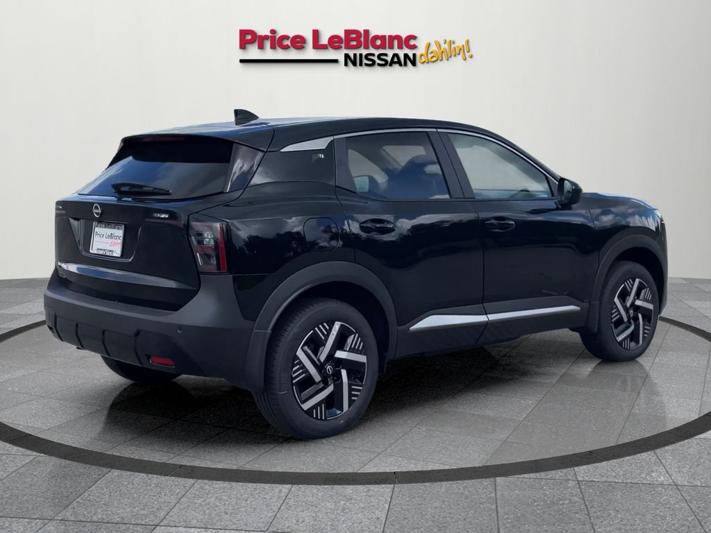 2025 Nissan Kicks SV photo 7
