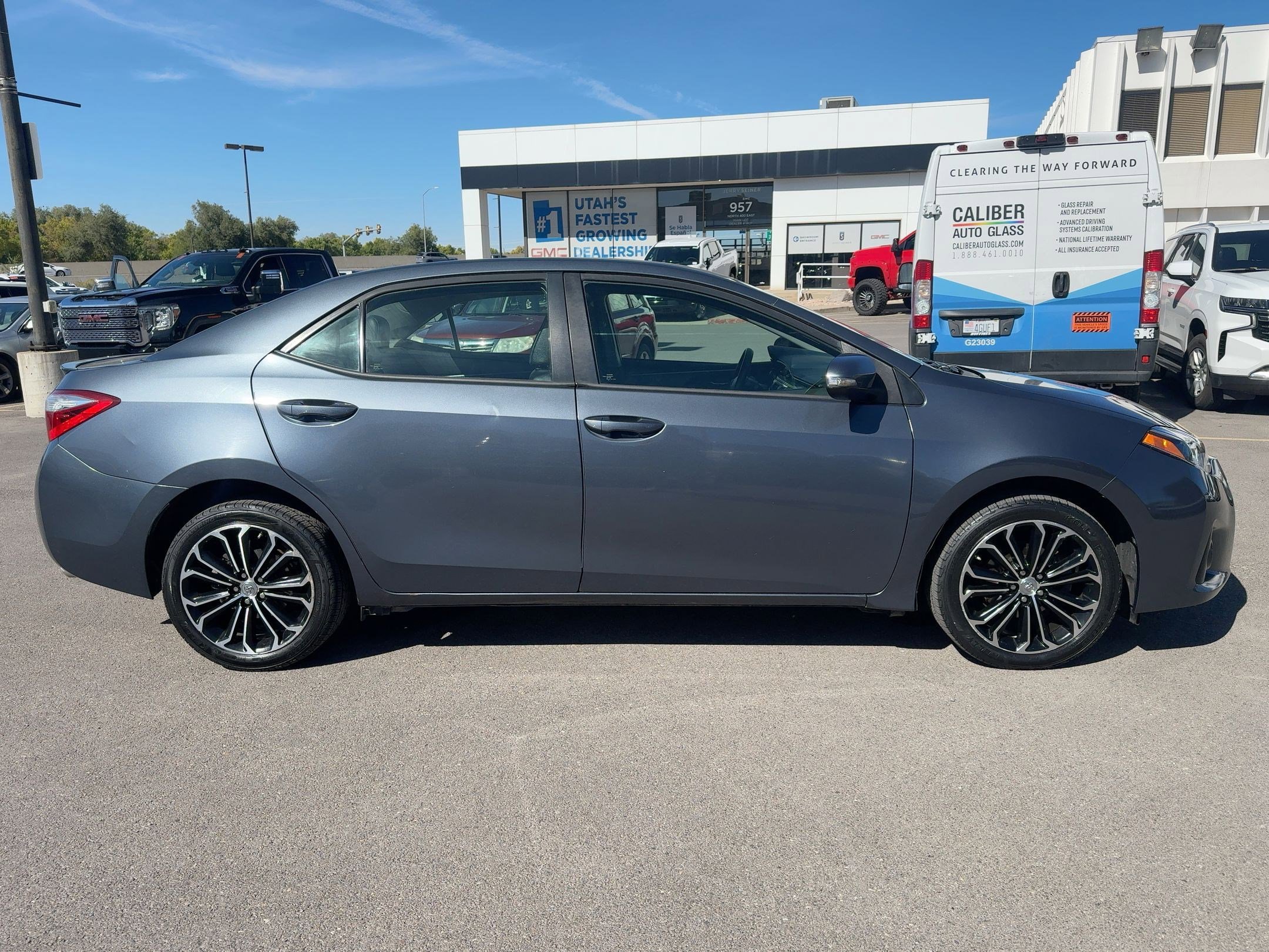 2016 Toyota Corolla S photo 6