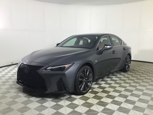 2023 Lexus IS 350 F SPORT photo 3