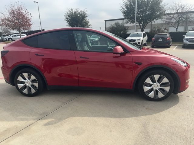 Used 2021 Tesla Model Y Long Range with VIN 5YJYGDEE0MF281847 for sale in Northfield, Minnesota