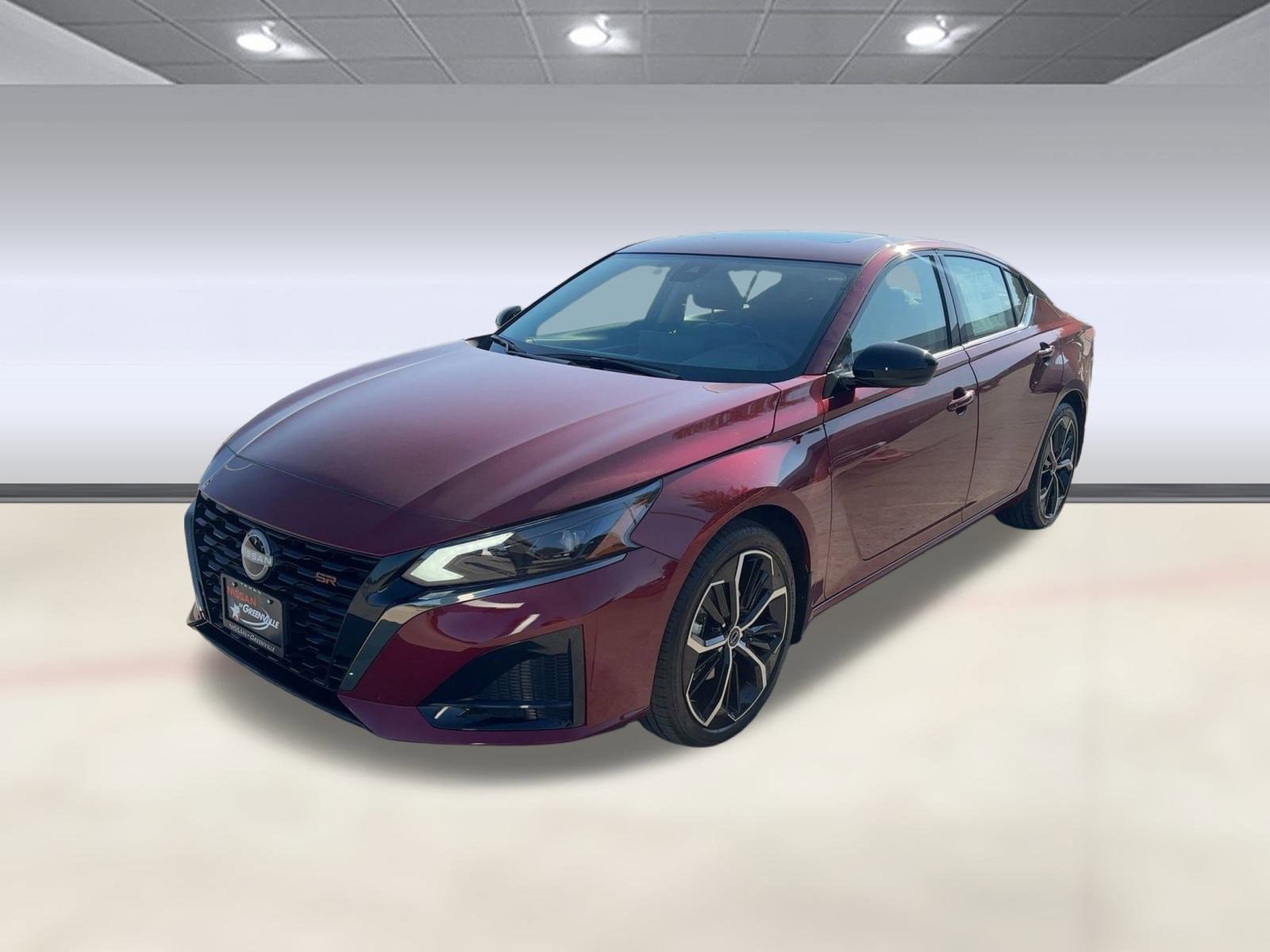 2025 Nissan Altima SR's photo