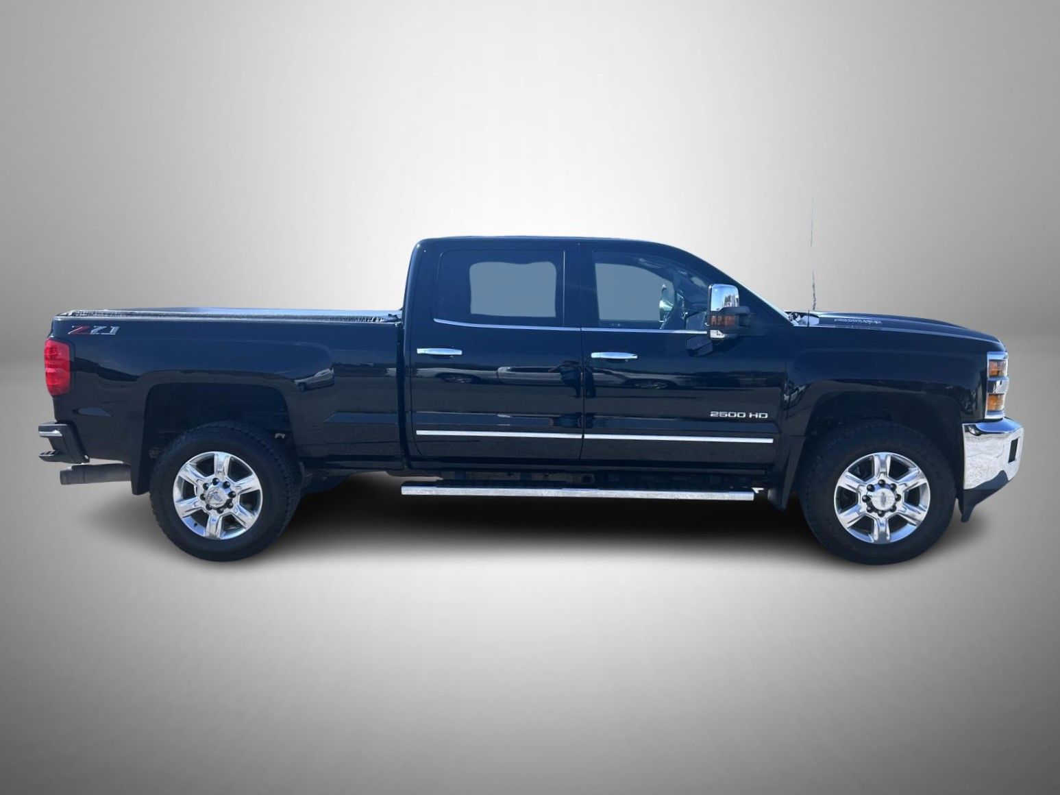 2019 Chevrolet Silverado 2500HD LTZ photo 4
