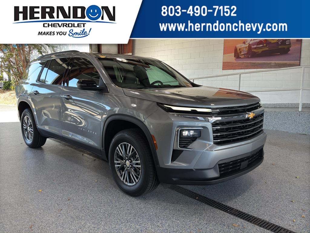 2026 Chevrolet Traverse LT's photo