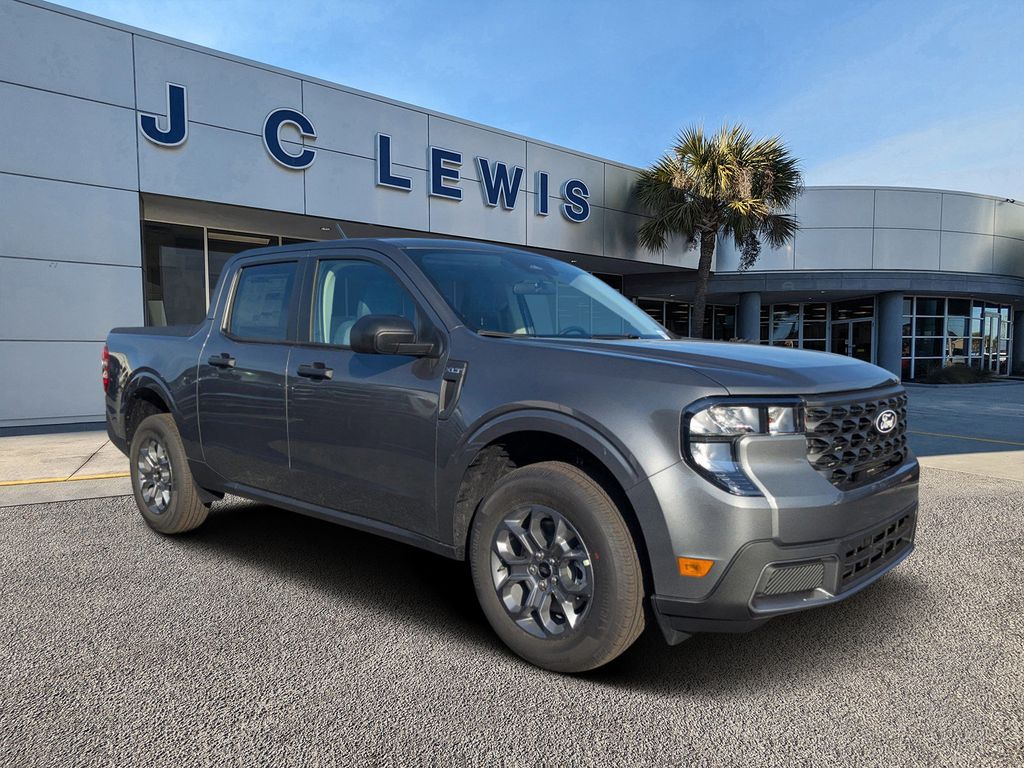2025 Ford Maverick XLT's photo