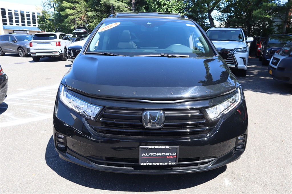 2024 Honda Odyssey Elite photo 3