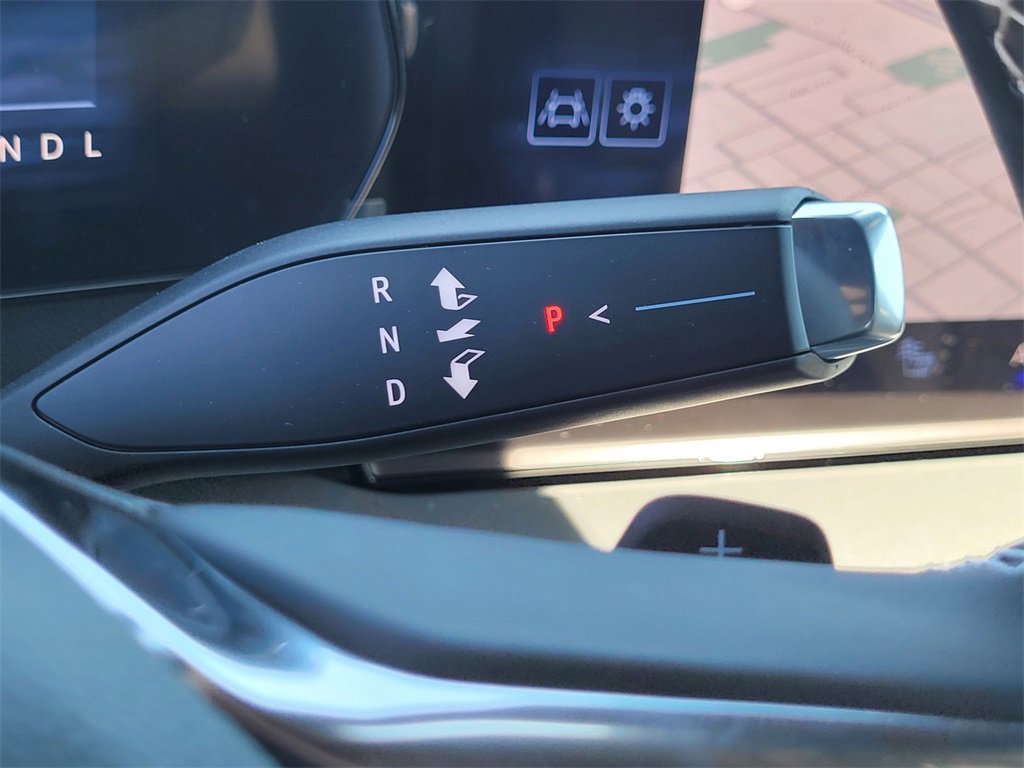 2026 Chevrolet Traverse photo 18