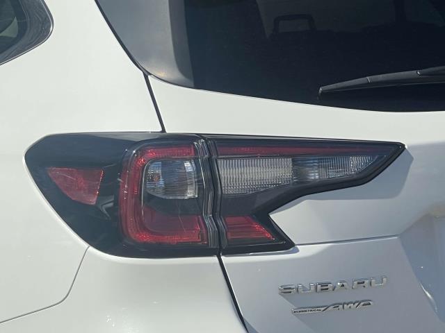 2022 Subaru Outback Premium photo 6