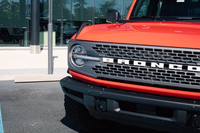 2024 Ford Bronco Badlands photo 3
