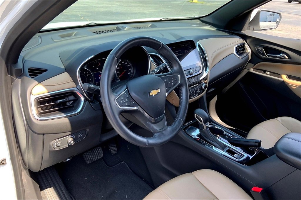 2022 Chevrolet Equinox Premier photo 14