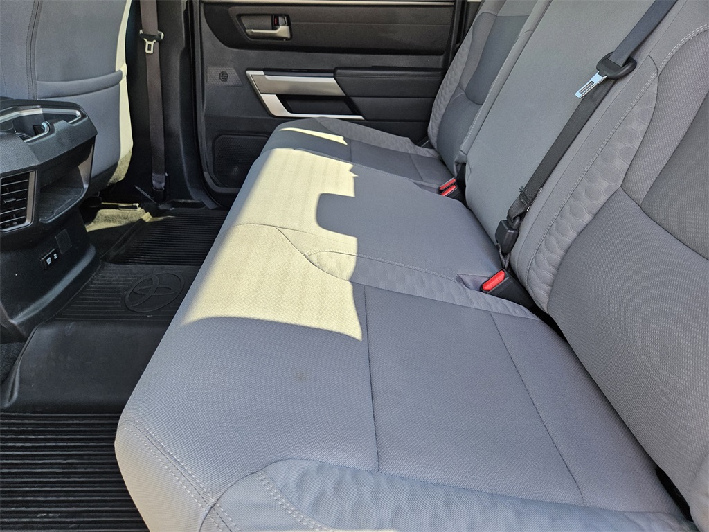 2024 Toyota Tundra SR5 CrewMax photo 20