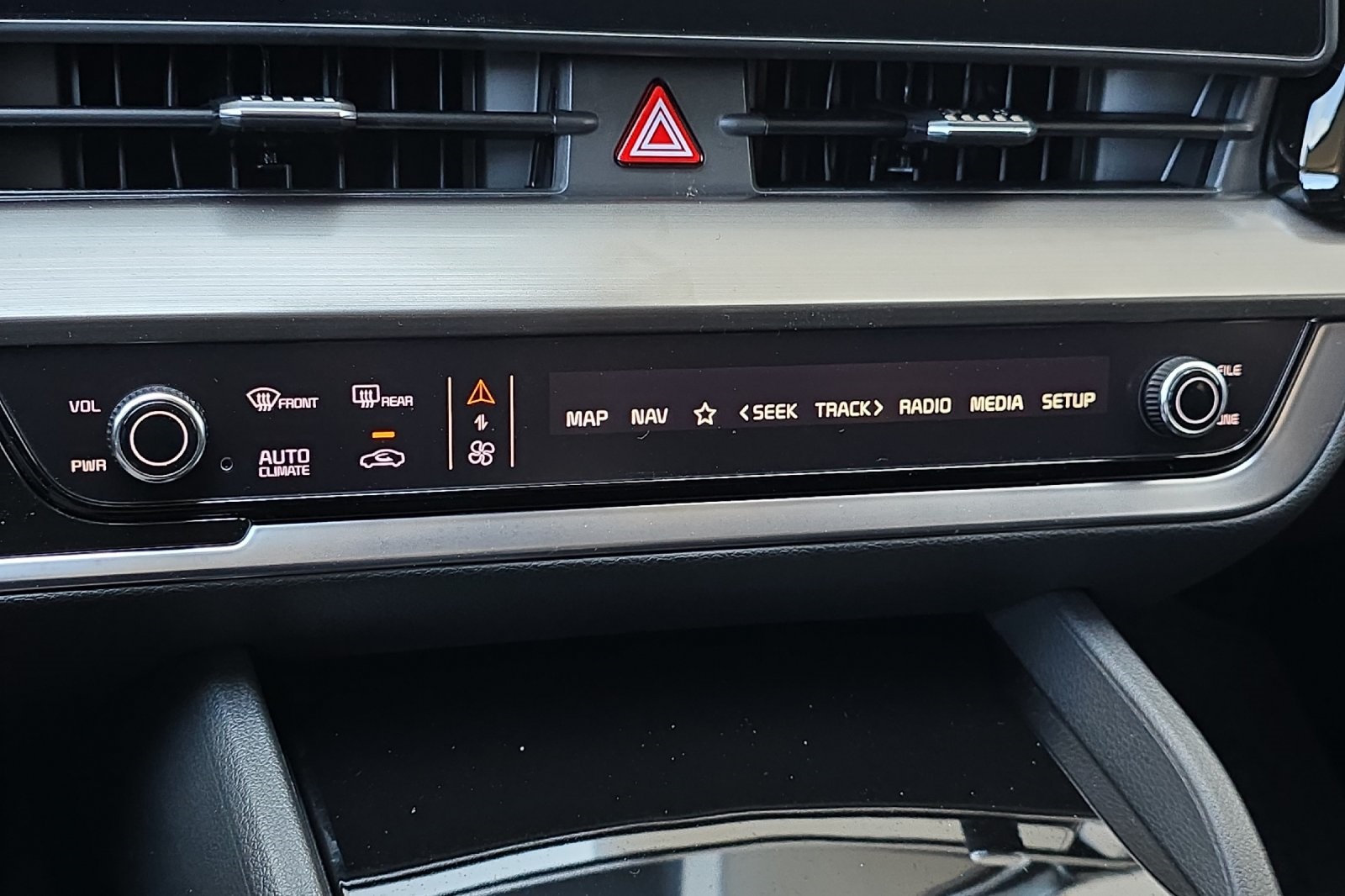 2025 Kia Sportage Hybrid EX photo 16
