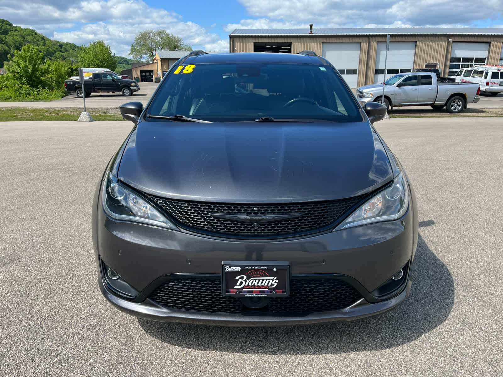 2018 Chrysler Pacifica Touring L photo 9