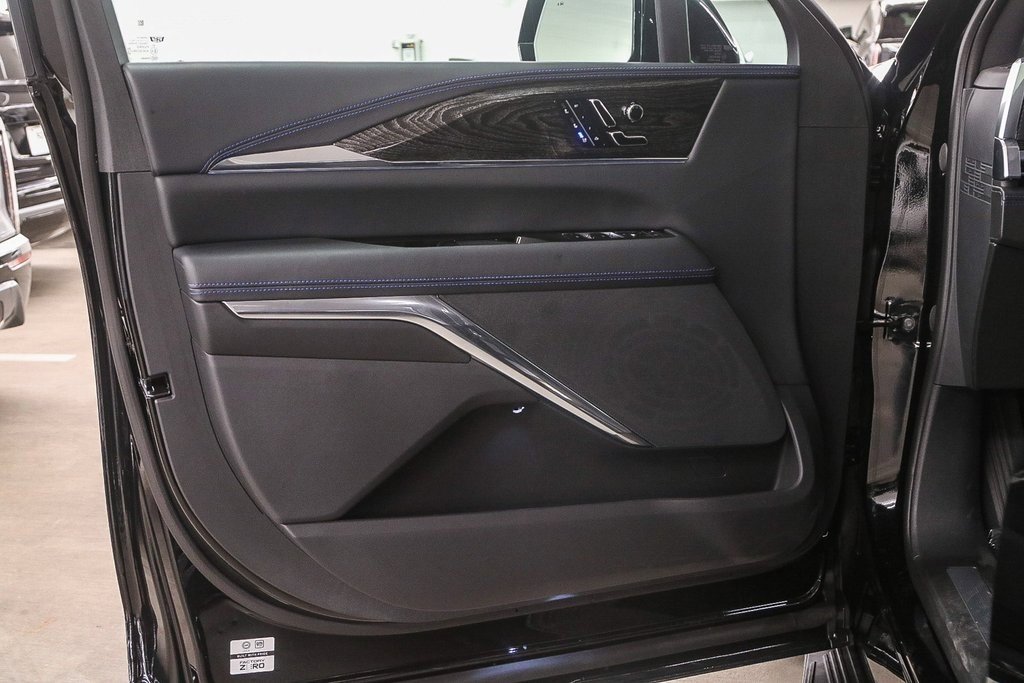2026 Cadillac Escalade Sport photo 17