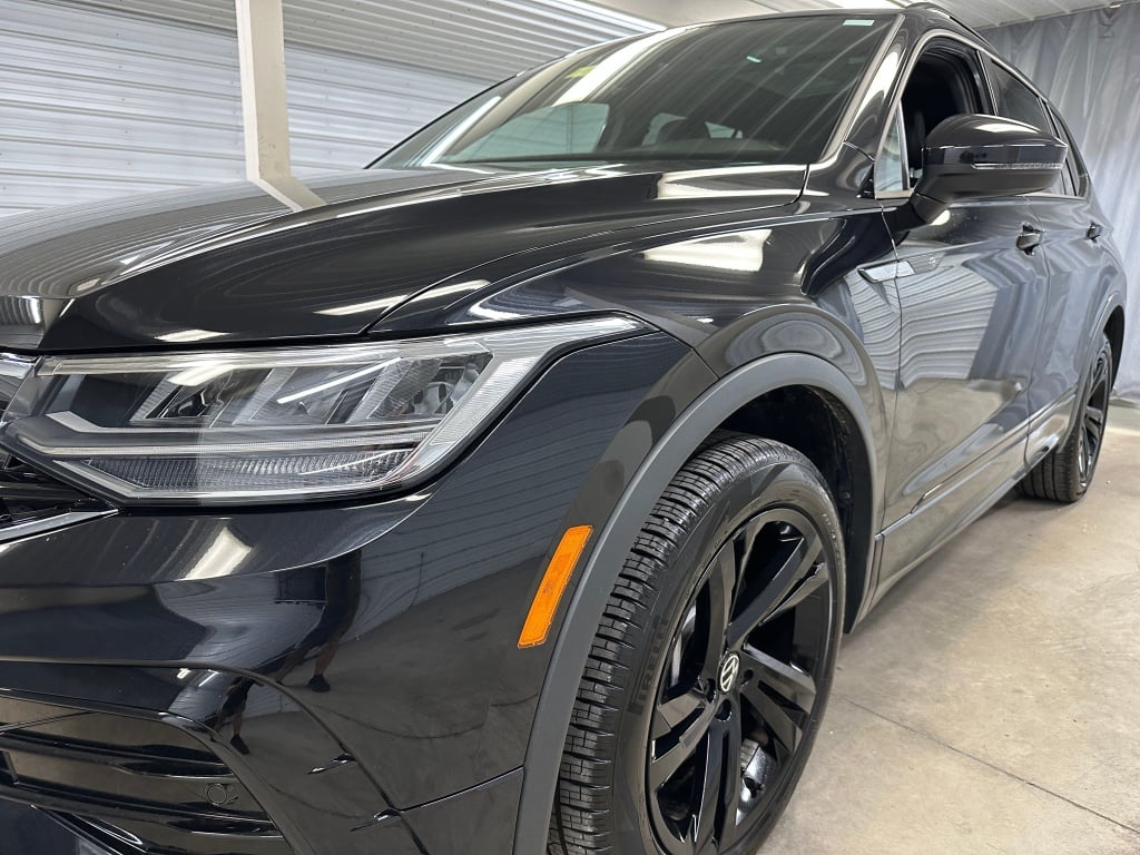 2024 Volkswagen Tiguan SE R-Line Black photo 35