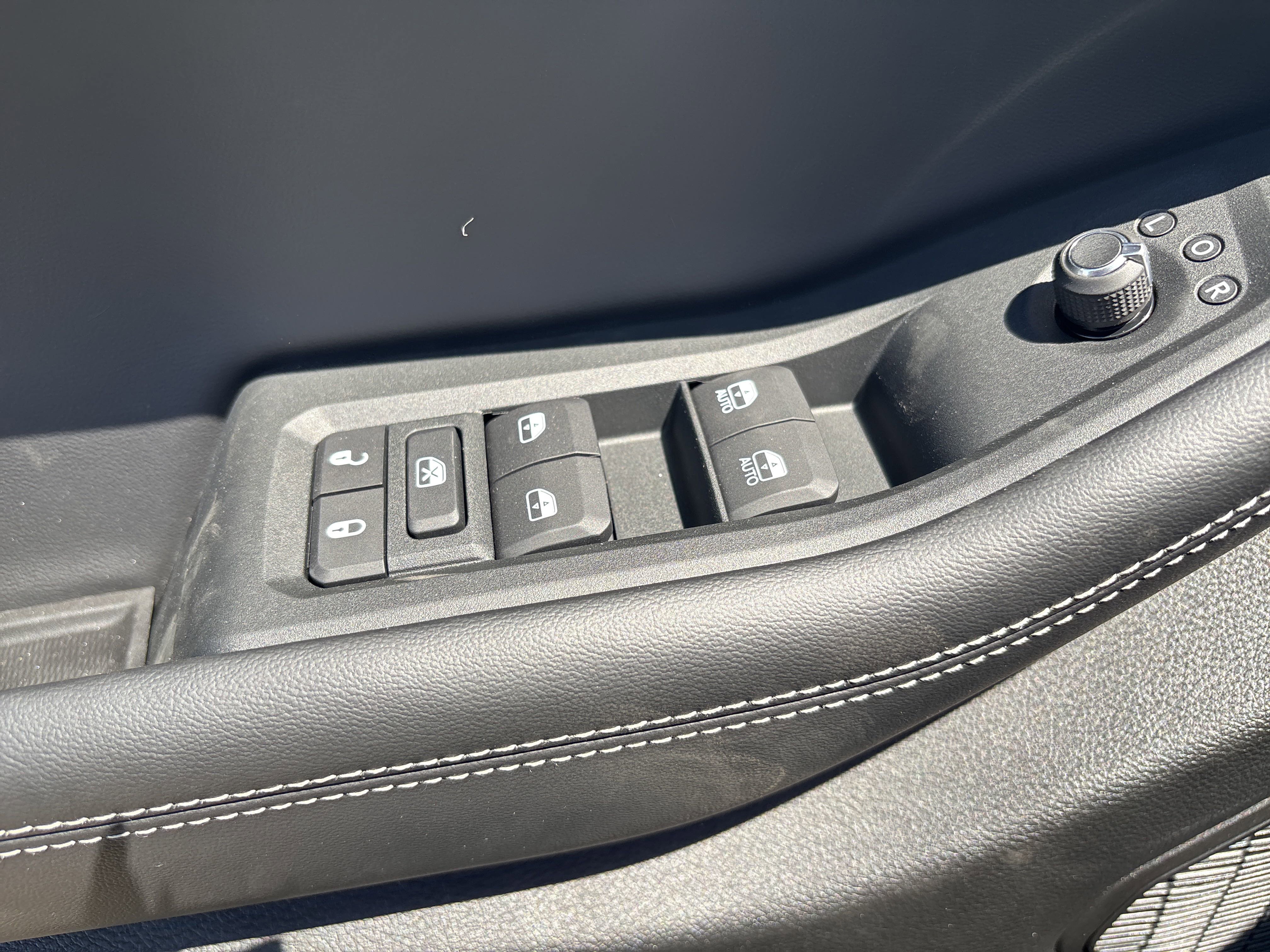 New 2025 Baltic Grey Metallic Jeep Altitude image 14